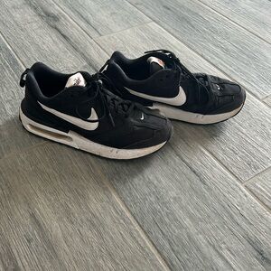 Women’s Nike Air Max
